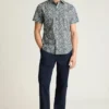 Añade un toque de estilo con el Riviera Short Sleeve Shirt de Bonobos