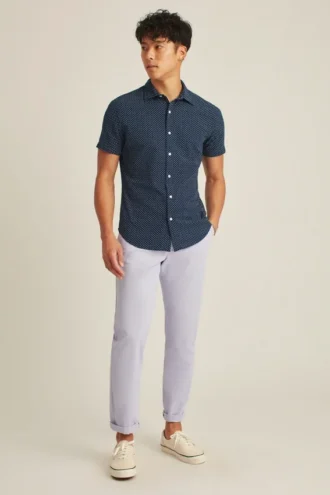 Añade un toque de estilo con el Riviera Short Sleeve Shirt de Bonobos