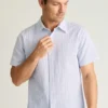 Añade un toque de estilo con el Riviera Short Sleeve Shirt de Bonobos