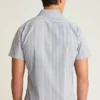 Añade un toque de estilo con el Riviera Short Sleeve Shirt de Bonobos