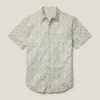 Añade un toque de estilo con el Riviera Short Sleeve Shirt de Bonobos