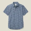 Añade un toque de estilo con el Riviera Short Sleeve Shirt de Bonobos