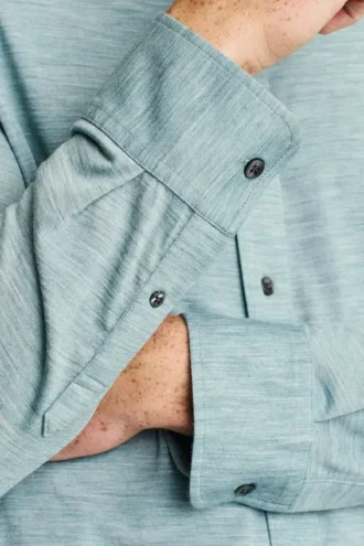 Camisa de merino de alto rendimiento