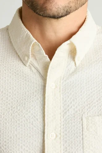 Camisa elástica para el día a día: Camisa de algodón con botones de Bonobos