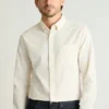Camisa elástica para el día a día: Camisa de algodón con botones de Bonobos