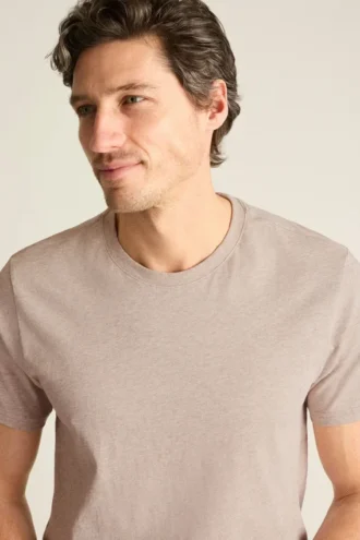 Camisas de cuello redondo y en V para hombre | Camiseta de algodón ultrasuave para el día a día