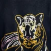 Camiseta de cuello redondo con tigre eléctrico