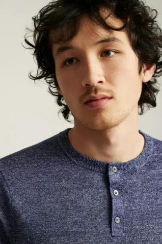 Camiseta Henley de lino italiano