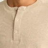 Camiseta Henley de tejido waffle