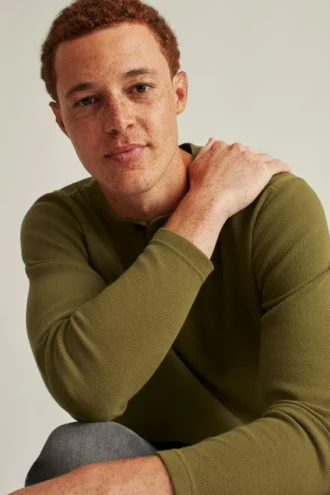 Camiseta Henley de tejido waffle