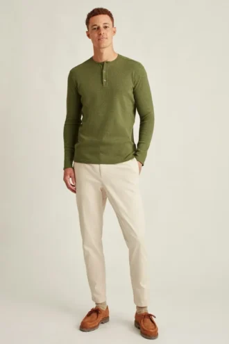 Camiseta Henley ligera de tejido waffle