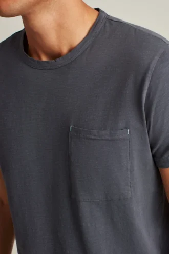 Camiseta teñida en prenda