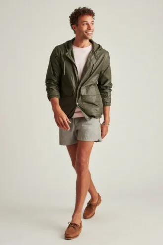 Chaqueta impermeable de nailon reciclado