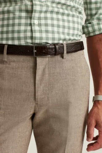 Cinturón de cuero repujado