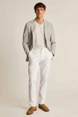 Descubre un estilo sin esfuerzo con los pantalones chinos elásticos para hombre 2.0 de Bonobos