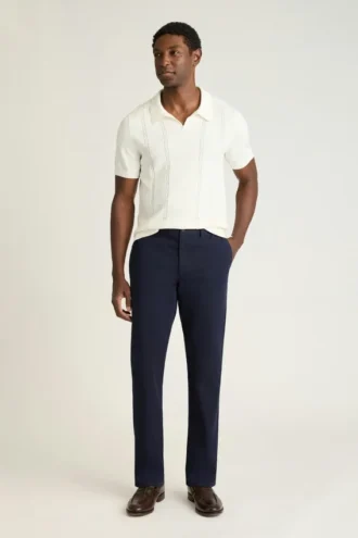 Descubre un estilo sin esfuerzo con los pantalones chinos elásticos para hombre 2.0 de Bonobos