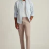 Descubre un estilo sin esfuerzo con los pantalones chinos elásticos para hombre 2.0 de Bonobos