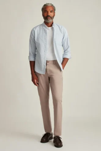 Descubre un estilo sin esfuerzo con los pantalones chinos elásticos para hombre 2.0 de Bonobos