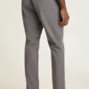Descubre un estilo sin esfuerzo con los pantalones chinos elásticos para hombre 2.0 de Bonobos