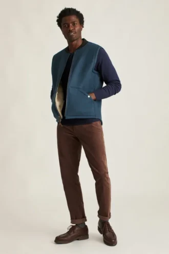 El chaleco con forro de sherpa