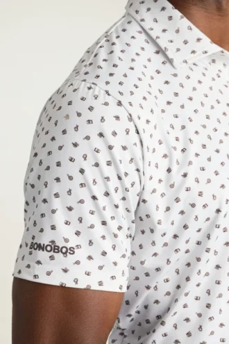 El polo de golf Performance: liso y a rayas