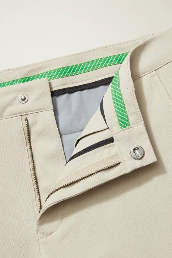 Juega al golf con estilo con los pantalones cortos de golf Highland Tour de Bonobos Juega al golf con estilo con los pantalones cortos de golf Highland Tour de Bonobos