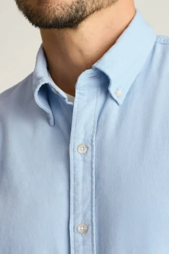 La camisa de pana elástica