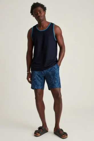 La camiseta sin mangas