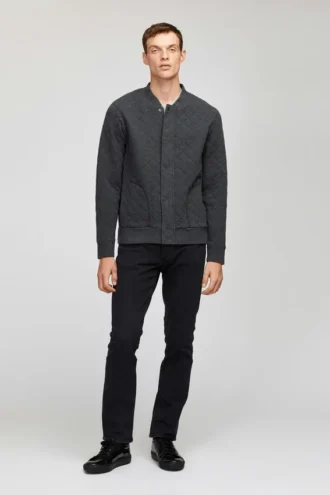 La chaqueta bomber acolchada tipo waffle