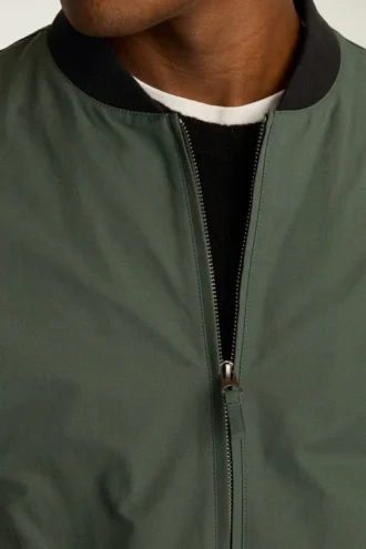 La chaqueta bomber Boulevard