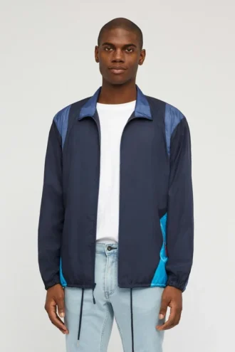 La chaqueta cortavientos