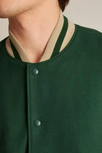 La chaqueta universitaria