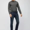 Los jeans azules: denim clásico en múltiples lavados Los jeans azules: denim clásico en múltiples lavados