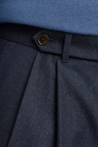 Pantalón de lana plisada italiana