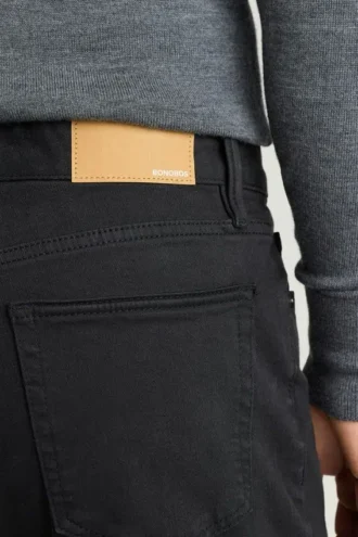 Prepárate para la jet set con los Stretch Travel Jeans de Bonobos