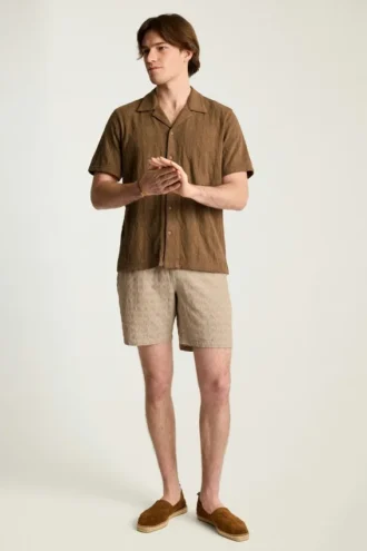 Ropa de resort y camisas para hombre | Estilos jacquard y casuales