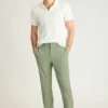 Stretch Washed Chino Pants: Pantalones chino entallados y Slim Fit