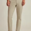 Stretch Washed Chino Pants: Pantalones chino entallados y Slim Fit