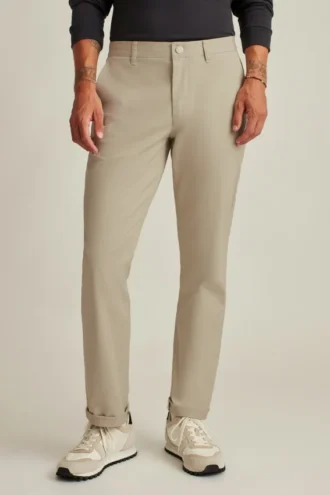 Stretch Washed Chino Pants: Pantalones chino entallados y Slim Fit