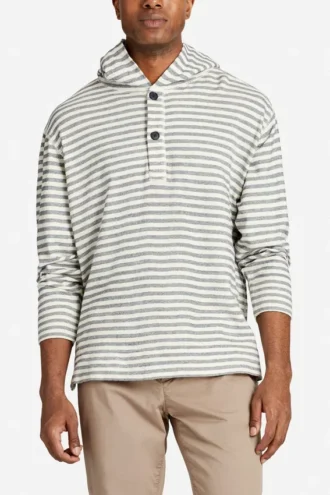 Sudadera con capucha tipo poncho