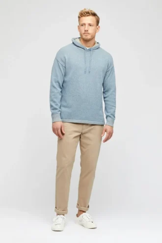 Suéter con capucha tipo poncho de algodón