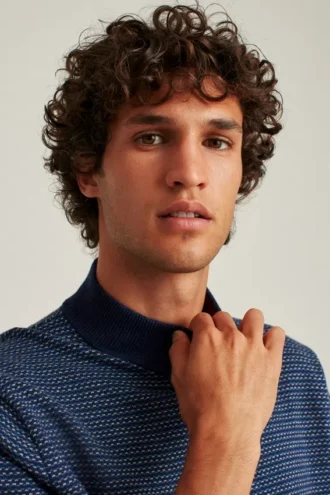 Suéter de cuello alto de algodón y cachemira