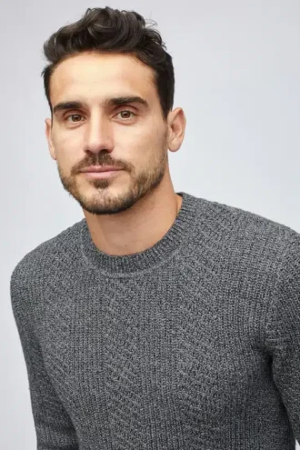 Suéter de cuello redondo con trenzado de algodón y cachemira